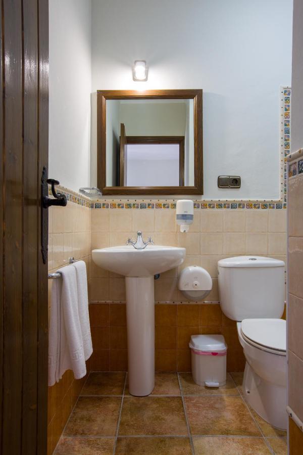 Hostal Don Joaquin Алора Екстер'єр фото